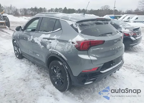 2024 Buick Encore Gx Sport Touring Awd z USA, uszkodzony, nr VIN KL4AMESL9RB009823